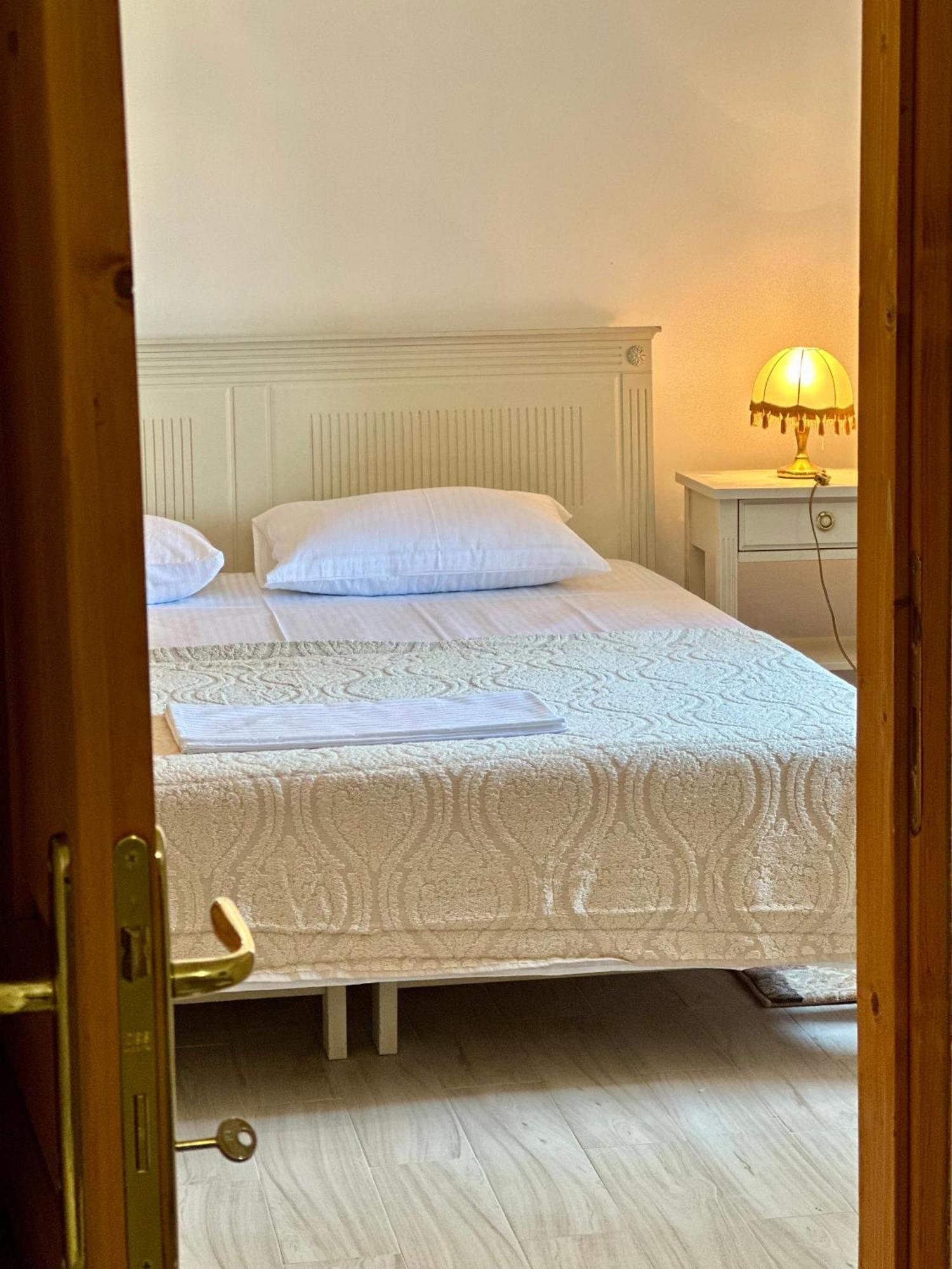 Sveti Stefan Villa *